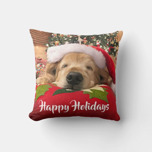 木の下で眠ったクリスマスのゴールデン・リトリーバー犬 クッション (正面)