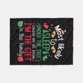 木の下で眠る可能性が最も高い – おもしろいクリスマスC フリースブランケット (正面(横))