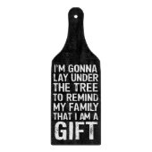 木の下に横たわるクリスマス家族の贈り物 カッティングボード (正面)