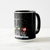 木の下の雪だるま:クリスマスのメッセージ マグカップ (正面右)