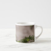 木の中のアメリカ人のゴールドフィンチの男性 エスプレッソカップ (右)