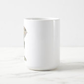木の中の写実的な水彩のねずみ コーヒーマグカップ (中央)