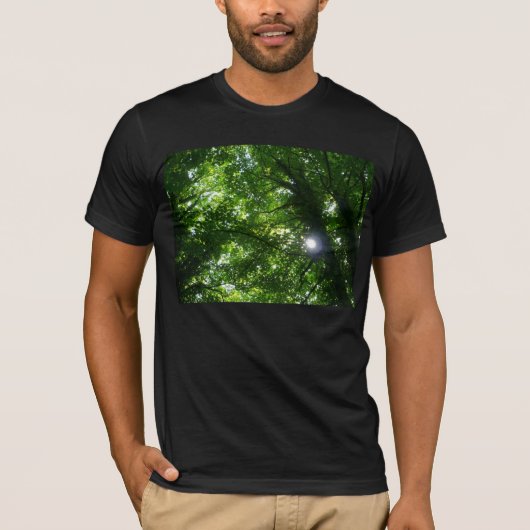 木の中の太陽 Tシャツ (正面)