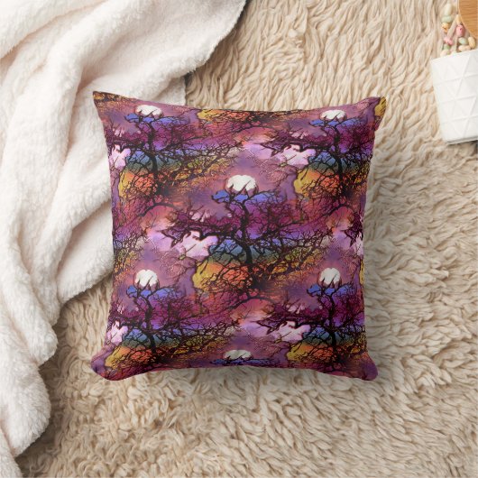 木の中の月….. クッション (ブランケット)