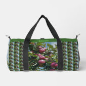 木の国の赤りんごパーソナライズされた ダッフルバッグ (正面)