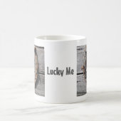 木の塀の幸運な蹄鉄 コーヒーマグカップ (中央)