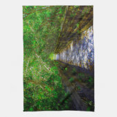 木の天蓋の下の通路 キッチンタオル (縦)