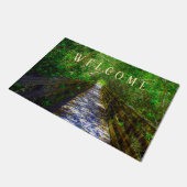 木の天蓋の下の通路 ドアマット (アングル)