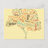 木の形をした母なる地球のワードクラウド ポストカード (正面)