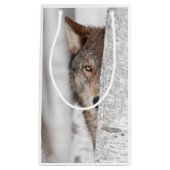 木の後ろのオオカミ(イヌ属ループス) スモールペーパーバッグ (正面)