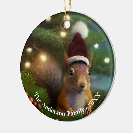 木の枝に隠れた可愛らしいリスカスタムル セラミックオーナメント (左)