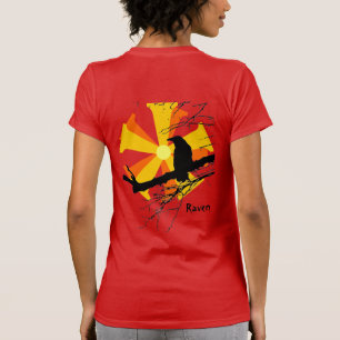 木の枝を持つレイヴンの太陽 Tシャツ