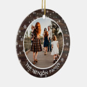 木の素朴スノーフレークのクリスマスファミリー写真 セラミックオーナメント (右)