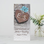 木の結婚式プログラムの青い花とハート プログラム (スタンド正面)