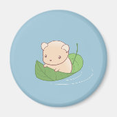 木の葉に浮かぶ、かわいいネズミのハムスター マグネット (正面)