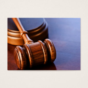 木の裁判官の槌