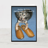 木の靴はそれを知っていますか。 犬が付いているバースデー・カード カード (正面)