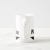 木は –  ボーンチャイナマグカップ (裏面)