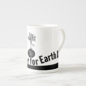 木は –  ボーンチャイナマグカップ (正面右)