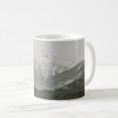 木や山の風景 コーヒーマグカップ (正面右)