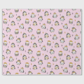 木や雪、ピンクのギフトが付いたかわいいペンギン ラッピングペーパー (フラット)
