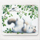木よくはしゃぐに鳥を入れた白猫 マウスパッド (正面)