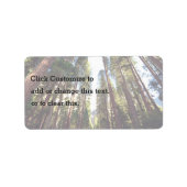 木をテーマにした巨大な木々が晴れたSkに向かって伸びる ラベル (正面)