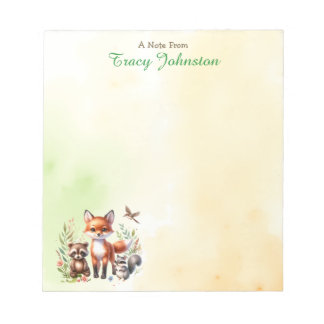 木パーソナライズされた地獣の机から ノートパッド