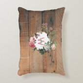 木モノグラムの素朴ヴィンテージ花 アクセントクッション (正面(垂直))