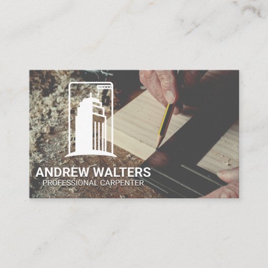 木切りを測る大工 |建築 名刺 (正面)