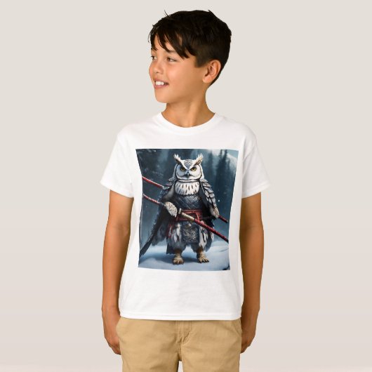 木威厳のあるの枝に乗ったフクロウ Tシャツ (正面フル)