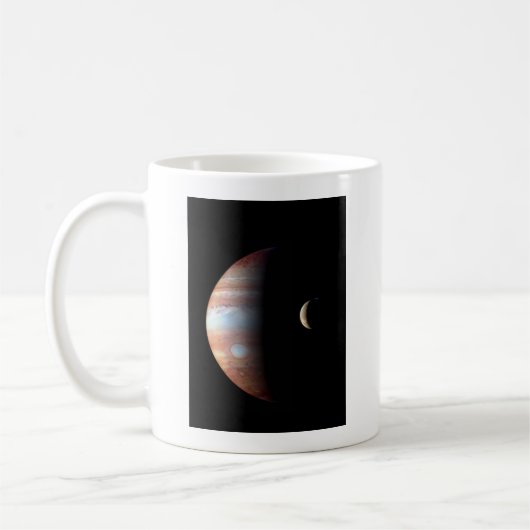 木星ガス巨星惑星とイオガリレオ衛星 コーヒーマグカップ (左)