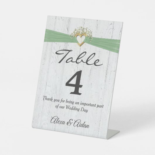 木材に結婚セージ緑色のリボンを持つハート 台座サイン (正面)
