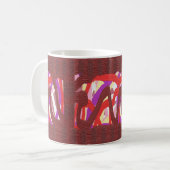 木材の木で、茶色に赤紫を刻んだもの コーヒーマグカップ (正面左)