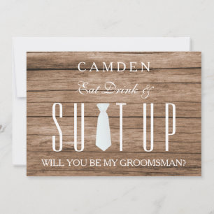 木材の背景のスーツ私のgroomsmanになる 招待状