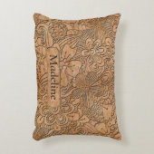 木材の花模様 アクセントクッション (正面(垂直))