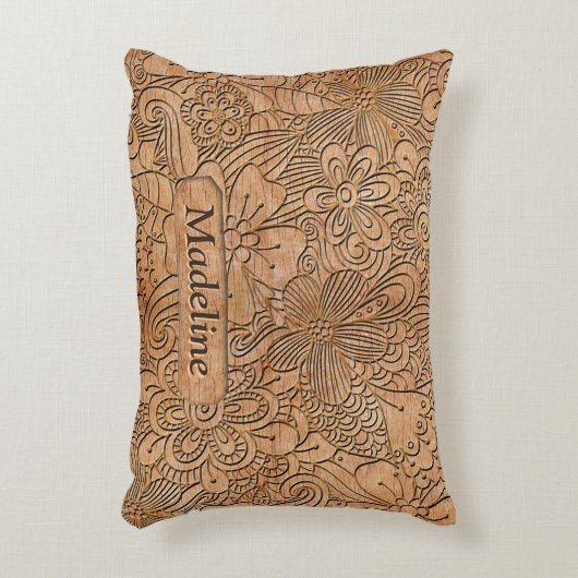 木材の花模様 アクセントクッション (正面(垂直))