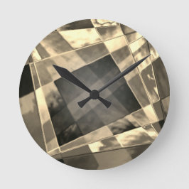 木材やベージュ色のトーンで傾斜した長方形？ ラウンド壁時計