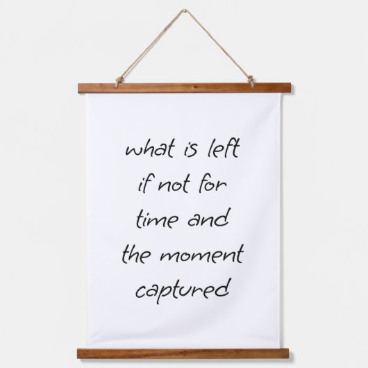 木材トッ離れプウォールタペストリーとは 吊り下げ型タペストリー (正面)