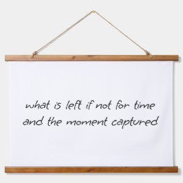 木材トッ離れプウォールタペストリーとは 吊り下げ型タペストリー