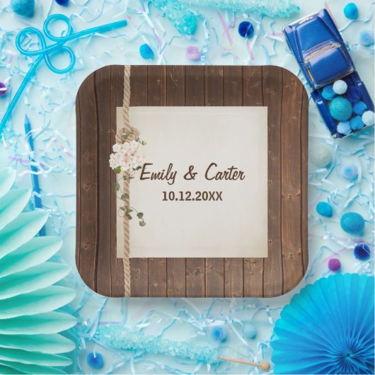 木材結婚上のロープの結び目とハイドレアゲア ペーパープレート (パーティー)