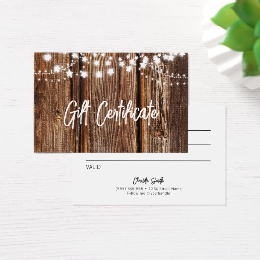 木材&ストリングライトホリディギフト証明書 (デスク)