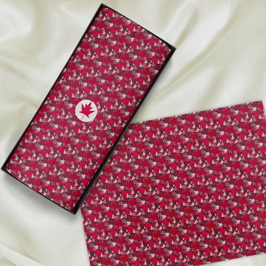 木炭の葉上のメープルティッシュペーパー 薄葉紙