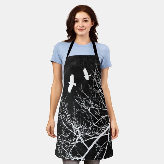 木炭の黒ゴシッククロウズツリーゴシックエプロン エプロン (着用した状態)
