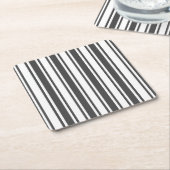 木炭グレーとホワイトキャンディストライプー スクエアペーパーコースター (アングル)