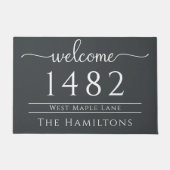 木炭グレーの家族の名パーソナライズされた前 ドアマット (正面)