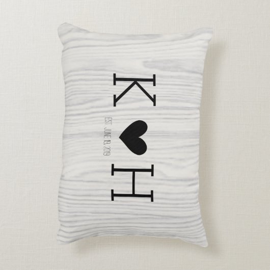 木目夫婦パーソナライズされたイニシャル結婚ズ アクセントクッション (裏面(縦))