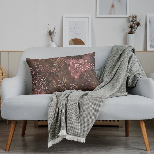 木立の松とソフトピンクの実を土系色調で ランバークッション