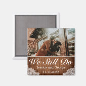 木素朴とレース私たちはまだ記念写真を行う マグネット (正面/裏面)