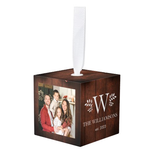 木素朴のモノグラムのクリスマス家族3写真 キューブオーナメント (正面アングル)